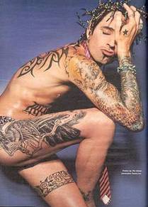 tommy lee nude and tattooed